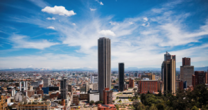 Torre Colpatria en Bogotá © Santiago Boada from Pexels